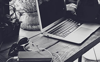 html基础教程2024最新:html与html5区别+响应式布局基础,新手一看就懂 html基础教程2024最新:html与html5区别+响应式布局基础,新手一看就懂